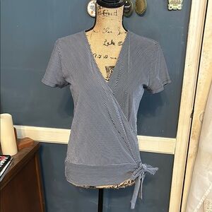 LOFT Gray Wrap Tie Front Blouse Short Sleeve